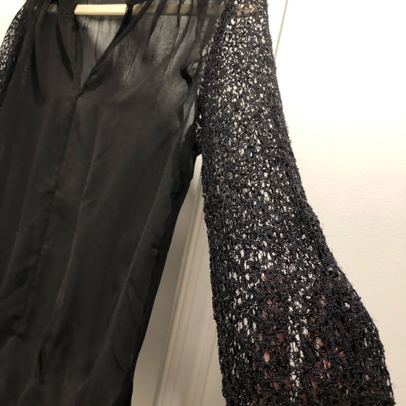 Black blouse with lace sleeves - Picture 3 of 4